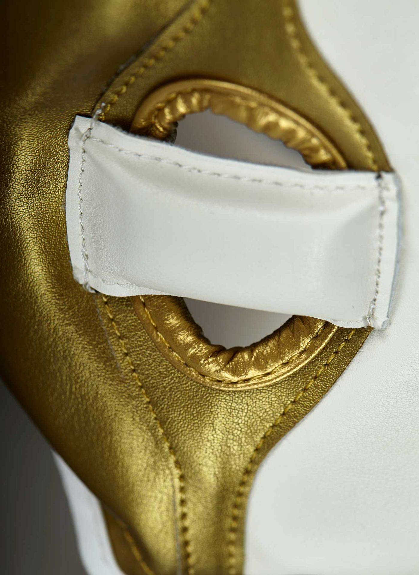adiSPD350HG-Fw23-Speed-Pro-Headgear-white_gold-D787_1920x1920 — копия